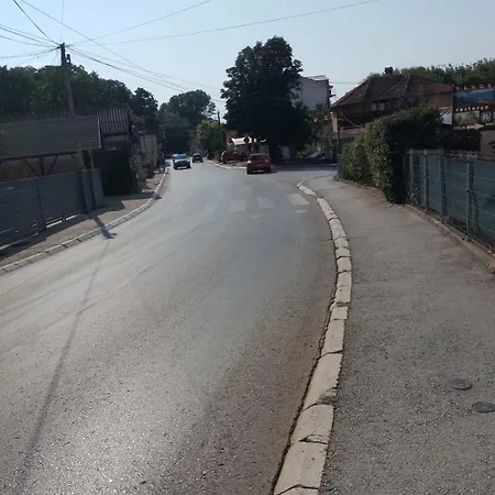 Petrovic 4 Apartment